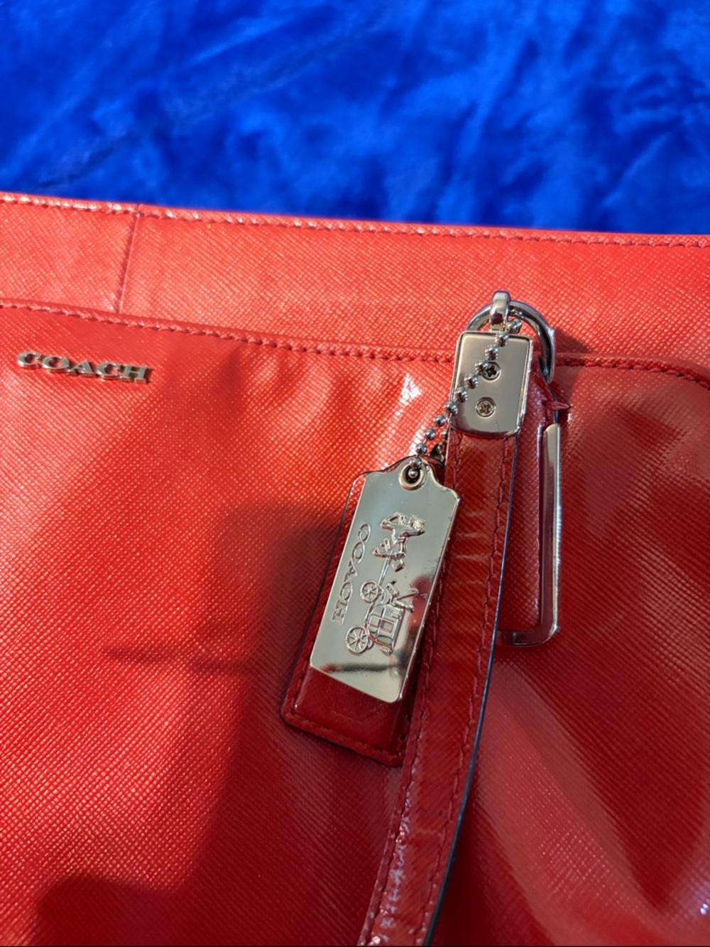 Coach Red Leather Shoulder Bag with Gold-Tone Hardware good condition - Picture 4 of 14